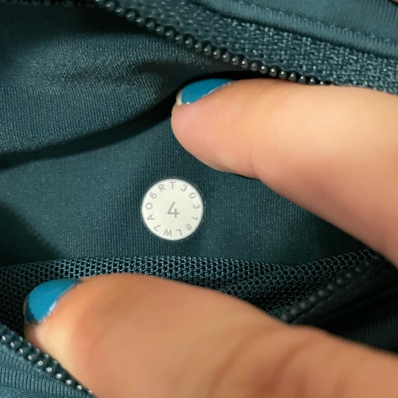 Lululemon Green Jasper Speed Up Shorts 2.5” Size 4 - Picture 7 of 12